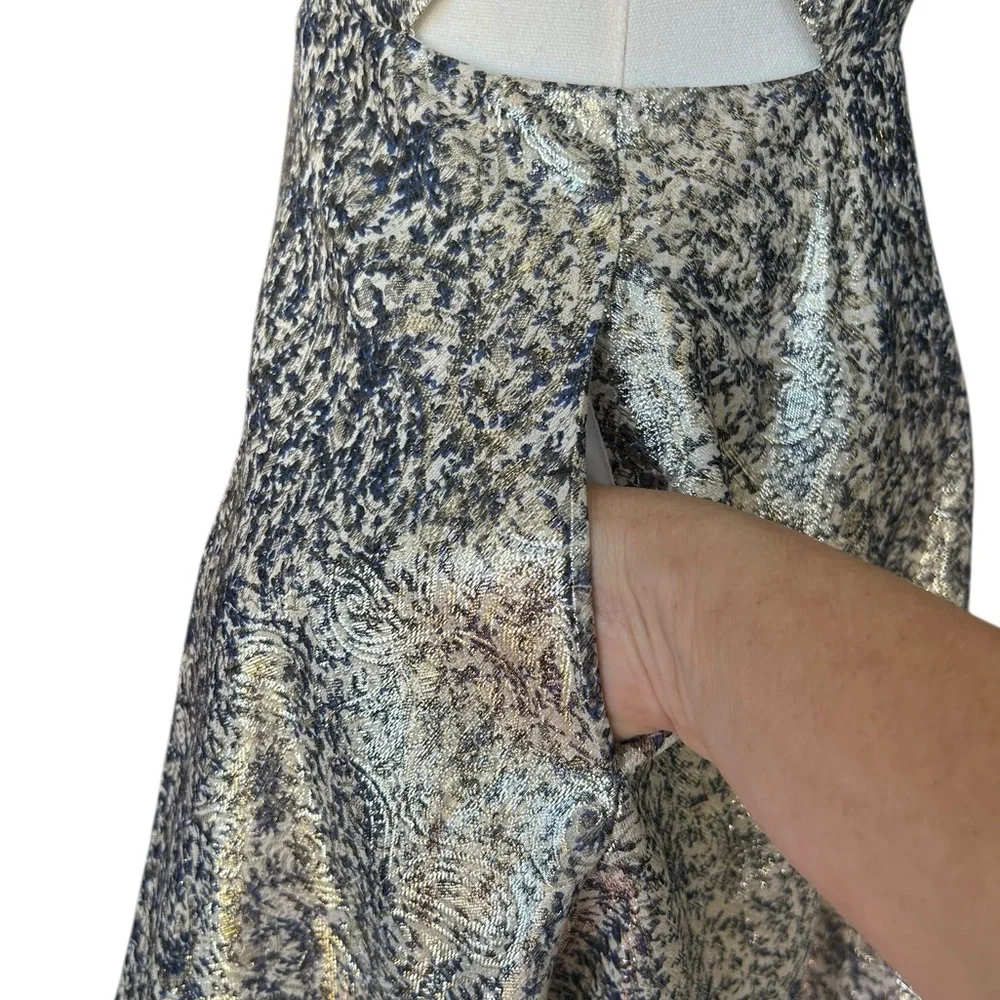 Alice & Oliva Women's Varita Metallic Jacquard Side Cut Out Fit And Flare Sz 4